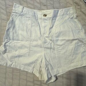 Universal Thread High Waist White Women's Shorts